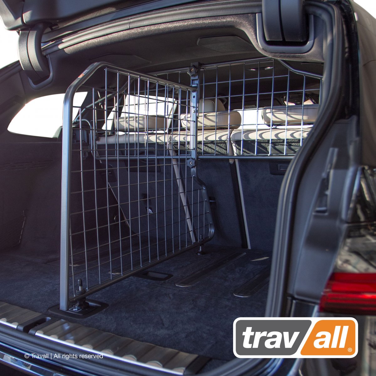 Travall DIVIDER fr BMW 3 Series Touring (2019>)